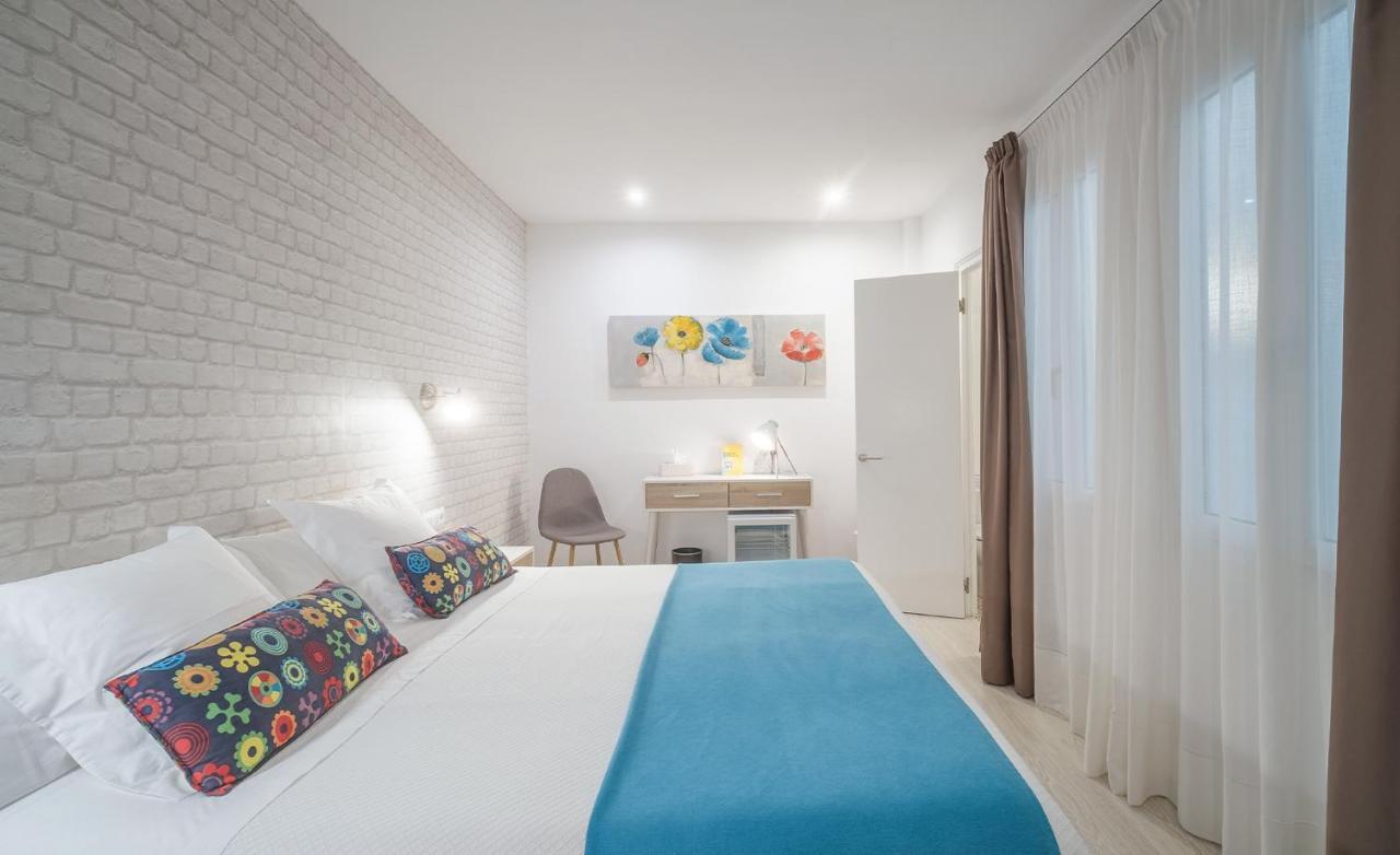 Hostal Menurka Ciutadella  Ngoại thất bức ảnh