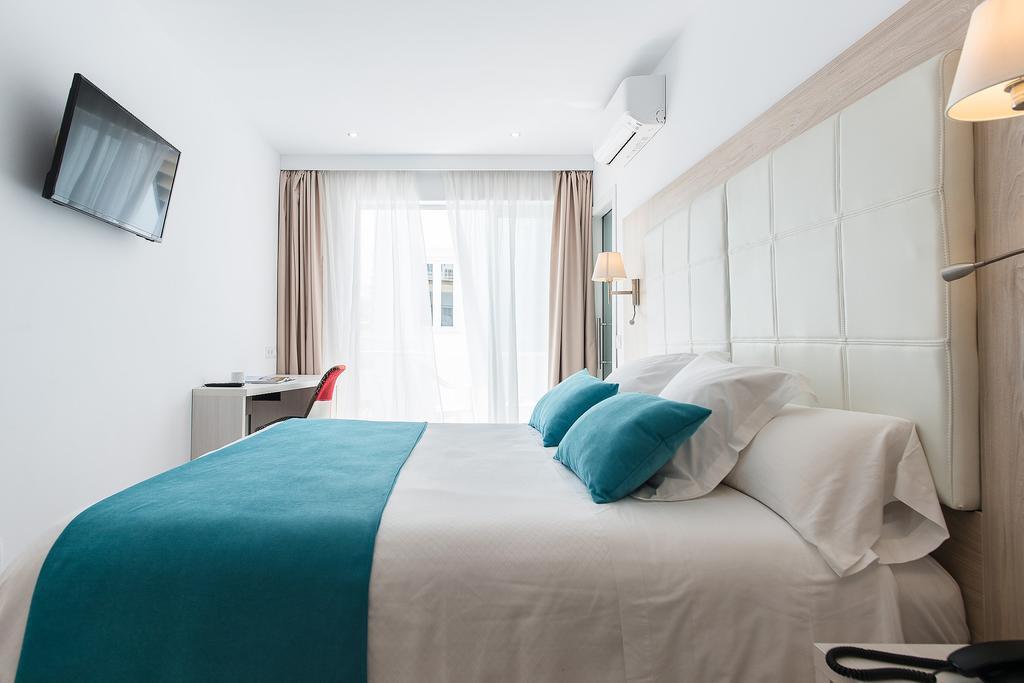 Hostal Menurka Ciutadella  Ngoại thất bức ảnh